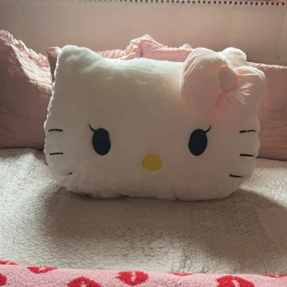 Pillow - almohada Hello Kitty - Picture 2 of 2